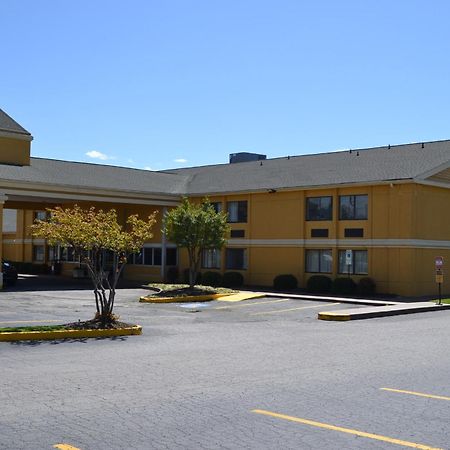 Dayspring Extended Stay Greensboro Zewnętrze zdjęcie